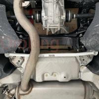 Thanh Giằng Gầm Sau BMW 330i Chính Hãng Ultra Racing