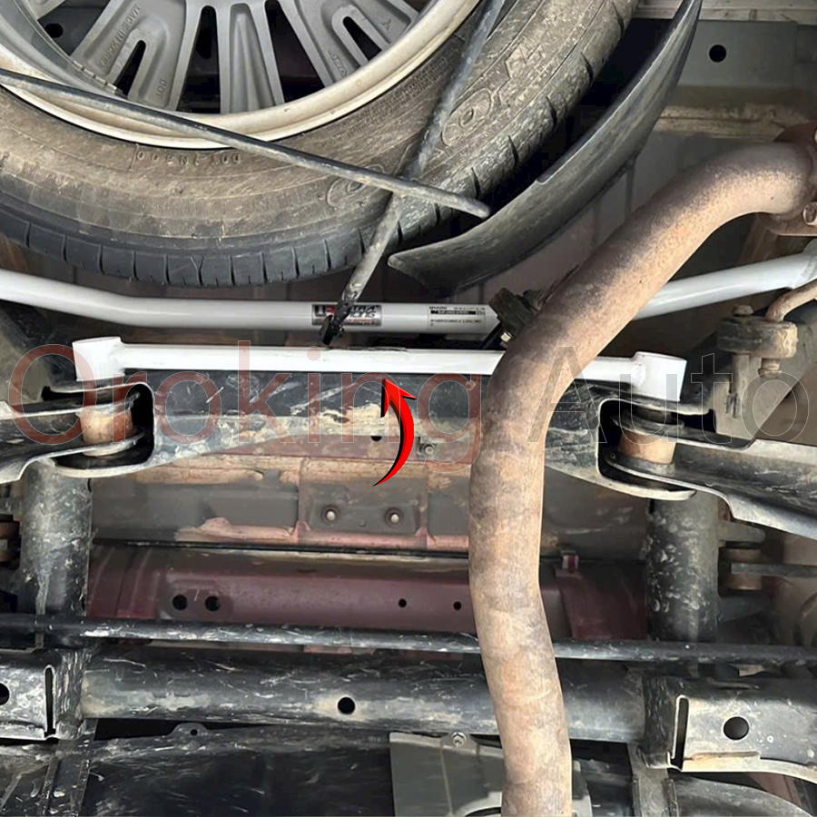 Thanh giằng gầm sau Mitsubishi Outlander chính hãng Ultra Racing