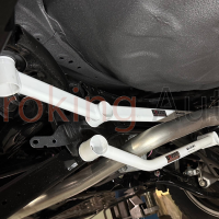 Thanh giằng gầm sau Subaru Forester chính hãng Ultra Racing là phụ kiện quan trọng