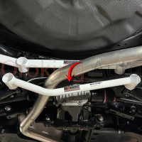 Thanh giằng gầm sau Subaru Forester chính hãng Ultra Racing