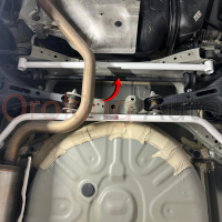 Thanh giằng gầm sau Toyota Altis chính hãng Ultra Racing