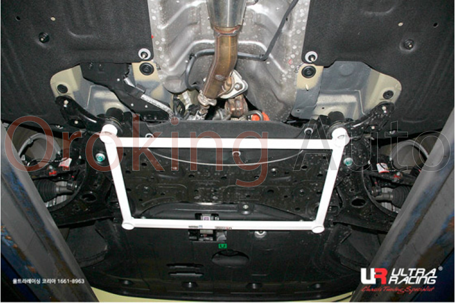 thanh-giang-gam-truoc-hyundai-kona-chinh-hang-ultra-racing (3)