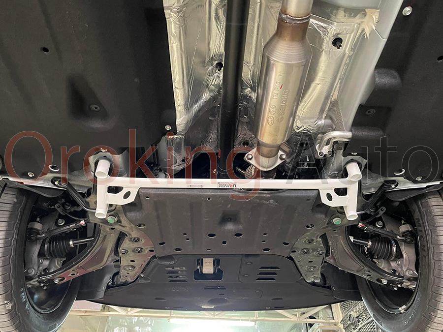 Thanh giằng gầm trước Hyundai Santafe chính hãng Ultra Racing