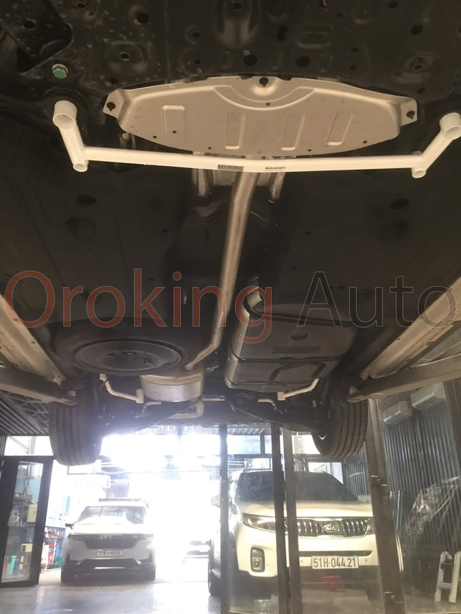 thanh-giang-gam-truoc-kia-carnival-chinh-hang-ultra-racing (3)