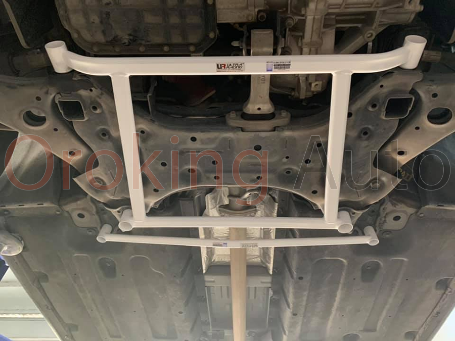 thanh-giang-gam-truoc-kia-sedona-chinh-hang-ultra-racing (2)