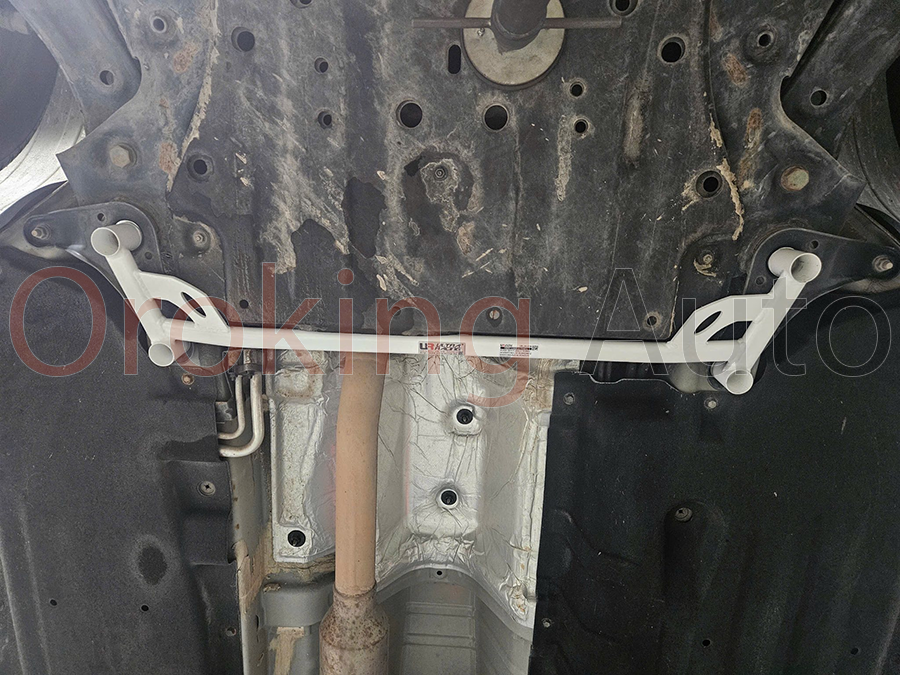 Thanh giằng gầm trước Kia Sorento chính hãng Ultra Racing