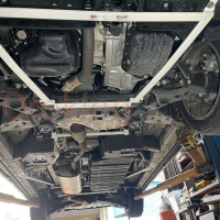 Thanh giằng gầm trước Toyota Alphard chính hãng Ultra Racing