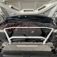 Độ thanh giằng khoang máy BMW 330i chính hãng Ultra Racing