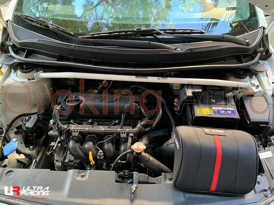 thanh-giang-khoang-may-hyundai-accent-chinh-hang-ultra-racing (2)