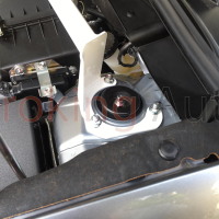 Độ thanh giằng khoang máy Mitsubishi Outlander chính hãng Ultra Racing