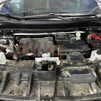 Thanh giằng khoang máy Mitsubishi Xpander chính hãng Ultra Racing