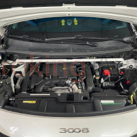 Thanh giằng khoang máy Peugeot 3008 chính hãng Ultra Racing