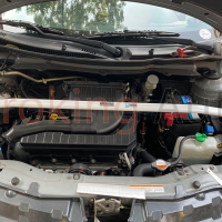 Độ thanh giằng khoang máy Suzuki Swift chính hãng Ultra Racing