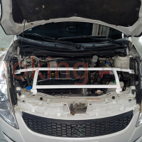 Thanh giằng khoang máy Suzuki Swift chính hãng Ultra Racing