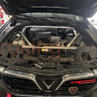 Độ thanh giằng khoang máy Vinfast Lux A 2.0 chính hãng Ultra Racing