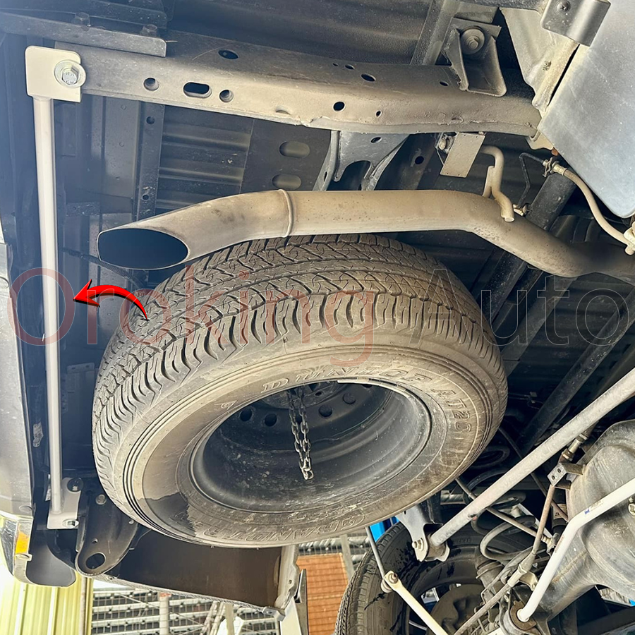 Thanh giằng sau đuôi xe Nissan Navara chính hãng Ultra Racing