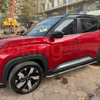 Bệ bước chân Mitsubishi Destinator mẫu Macan Black làm nổi bật hơn cho chiếc xe của bạn khi di chuyển