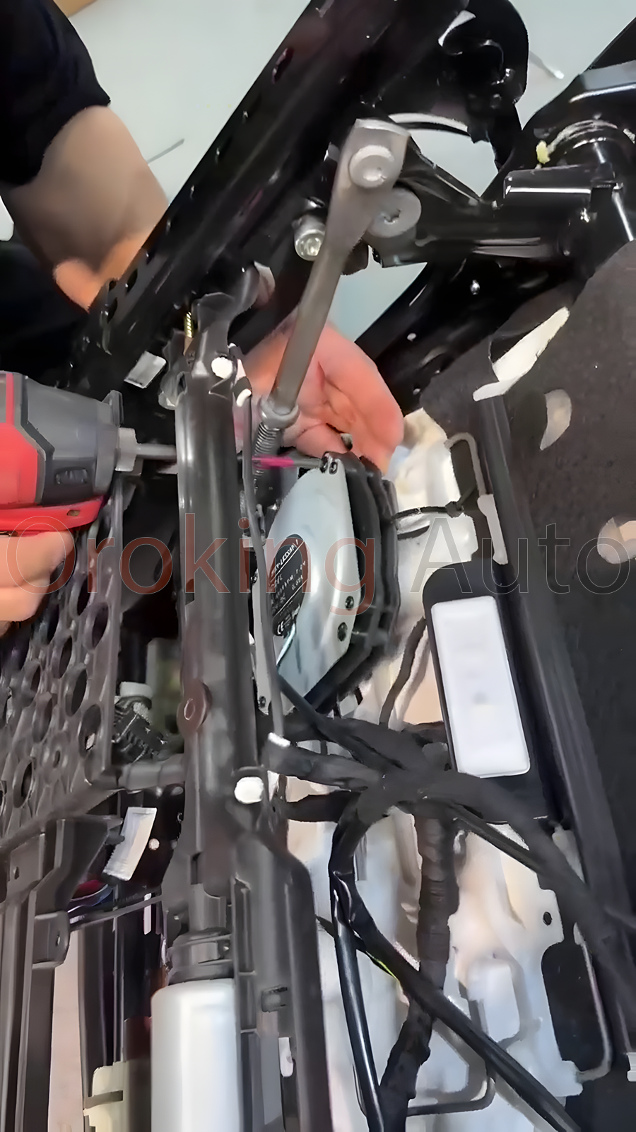 Độ quạt làm mát ghế công nghệ hút ngược Audi chống nóng, thoải mái di chuyển